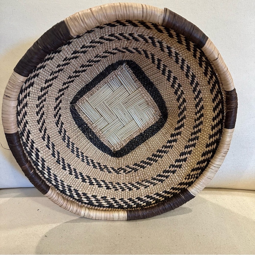 NEW Tonga Artisan Basket Bowl. Bought in Zambia, Africa 13” across